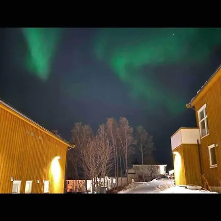 Cosy - Balcony With Aurora View
